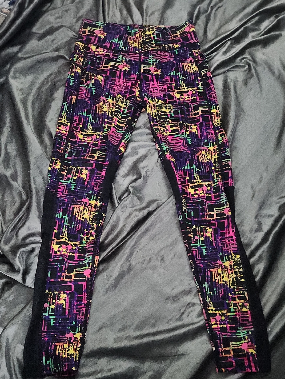 Black Neon Pink Yellow Green Print Active Leggings Mesh Cutout Design